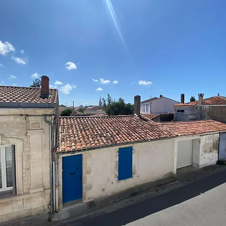 La Bohème Atlantique, Proche Du Port